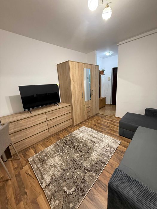 Garsoniera de inchiriat