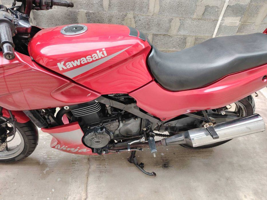 Kawasaki EX 500 на части