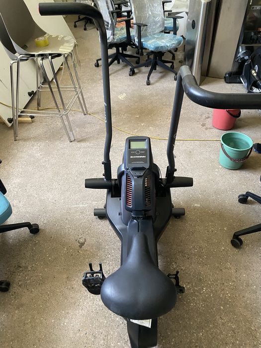 Велотренажер SCHWINN