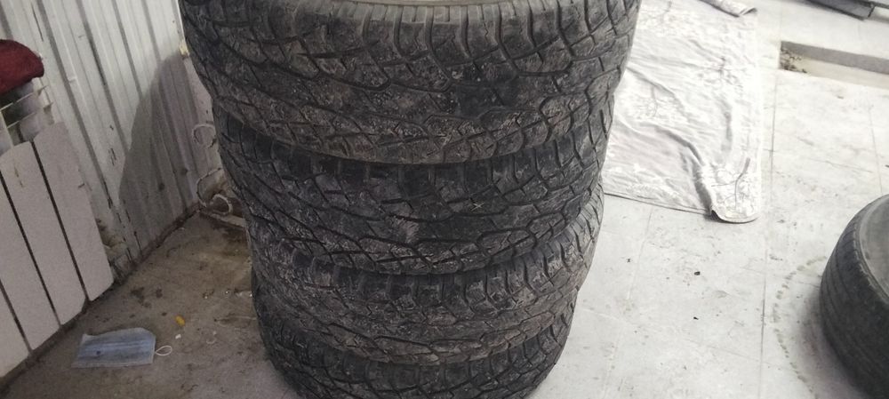 Продам шины р17 265/65/17