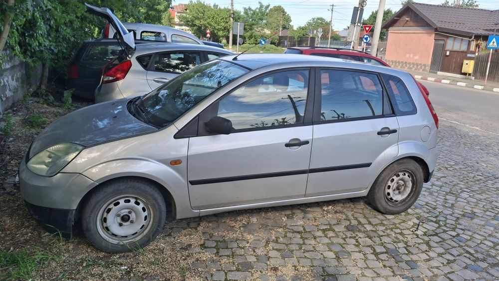 FORD Fiesta 2002 — imagine 5