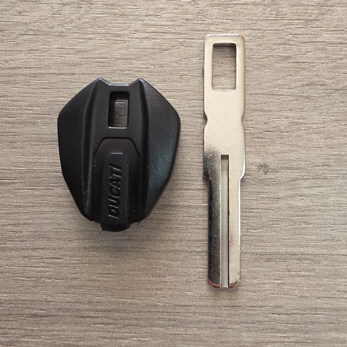 Kлюч за Kawasaki Honda BMW Yamaha Suzuki Ducati