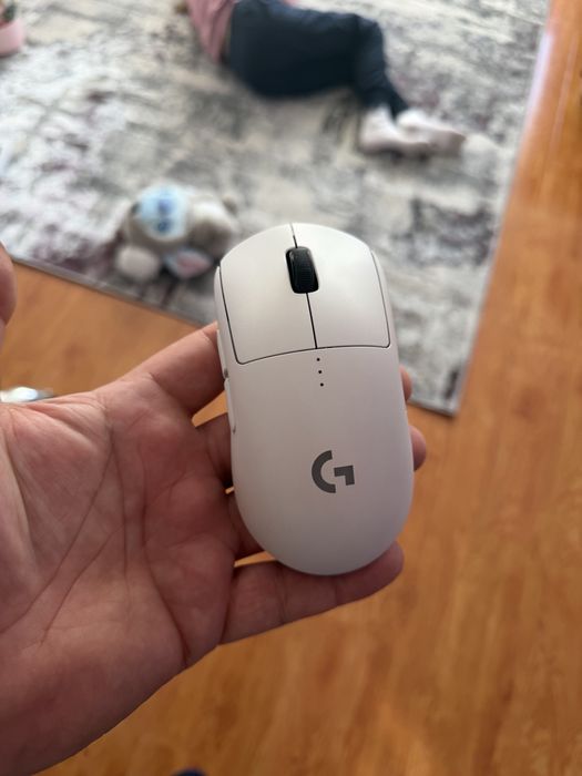 Mouse Gaming Logitech Pro 2 lightspeed negru si alb