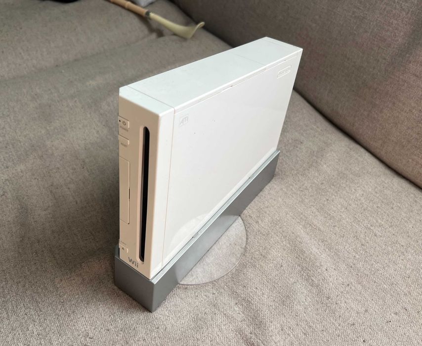 Suport vertical original pentru consola Nintendo Wii model RVL-017