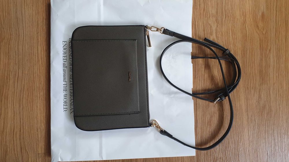 Сумка / клатч Guess, Mango, Parfois