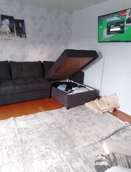 Продам диван угловой