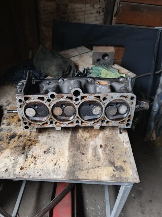 Головка на пасст б3 1.8 Моно