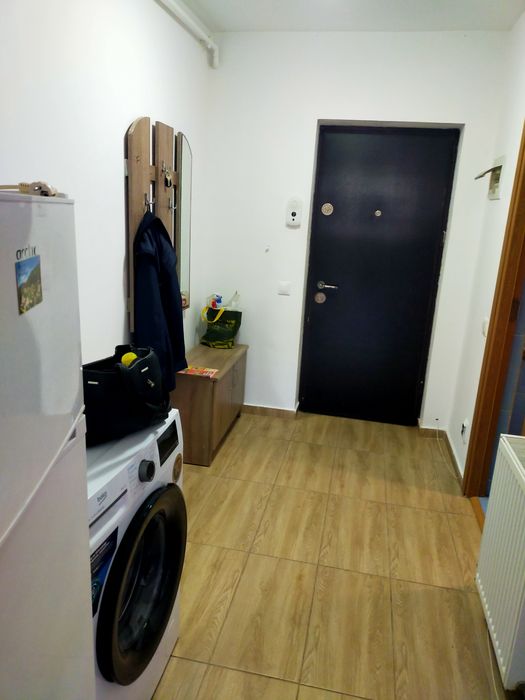 Închiriez apartament 1 camera