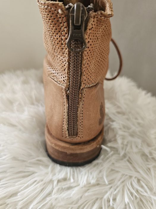 Дамски кожени боти №37