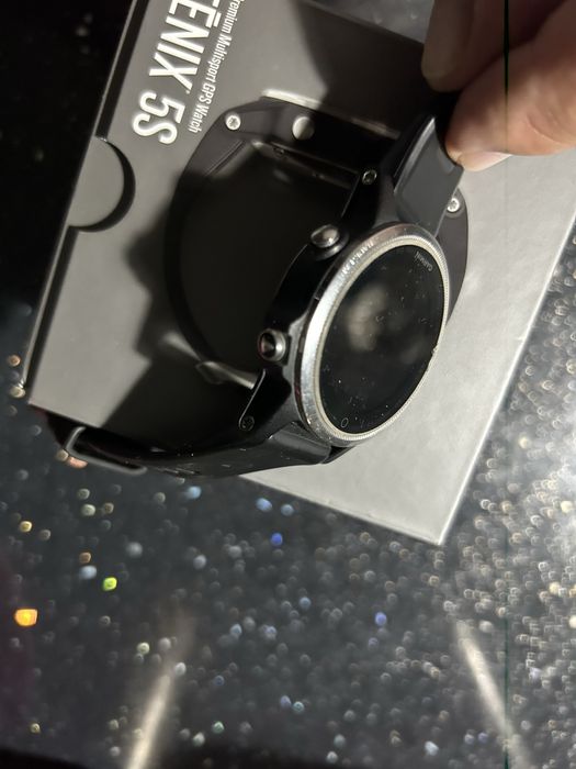 Часы Garmin fenix 5s
