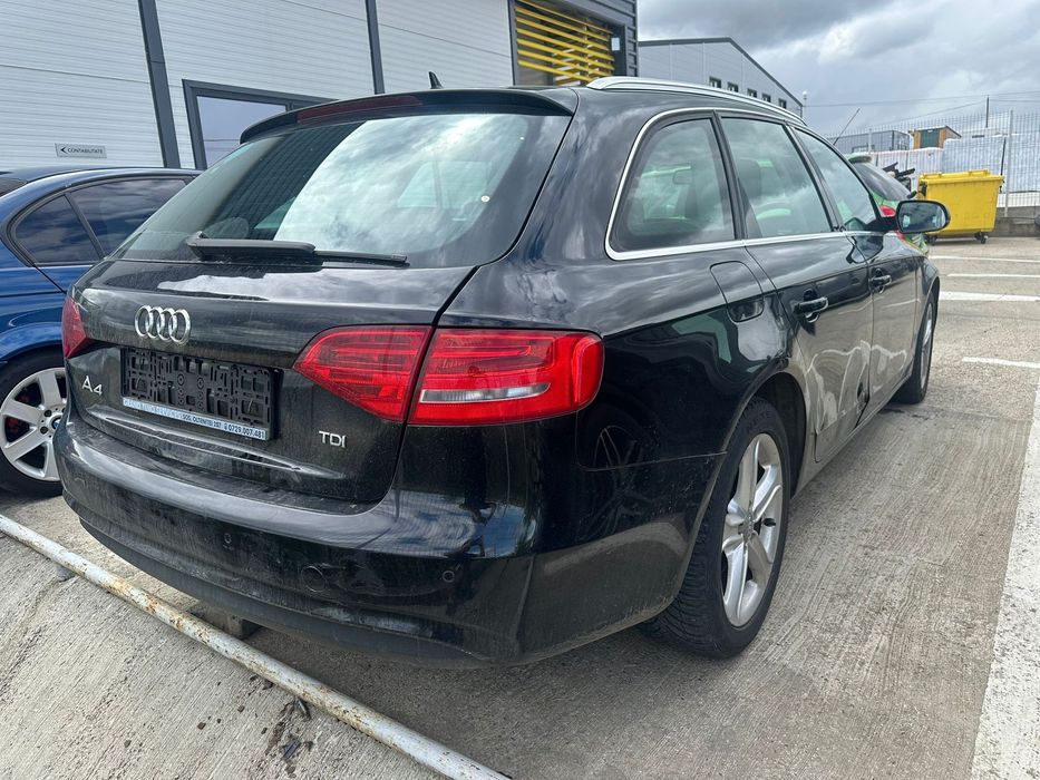 Dezmembrez / Dezmembrari / Piese / Accesorii Audi a4 b8.5 negru break 2012 2.0 tdi CJCA, cutie automata
