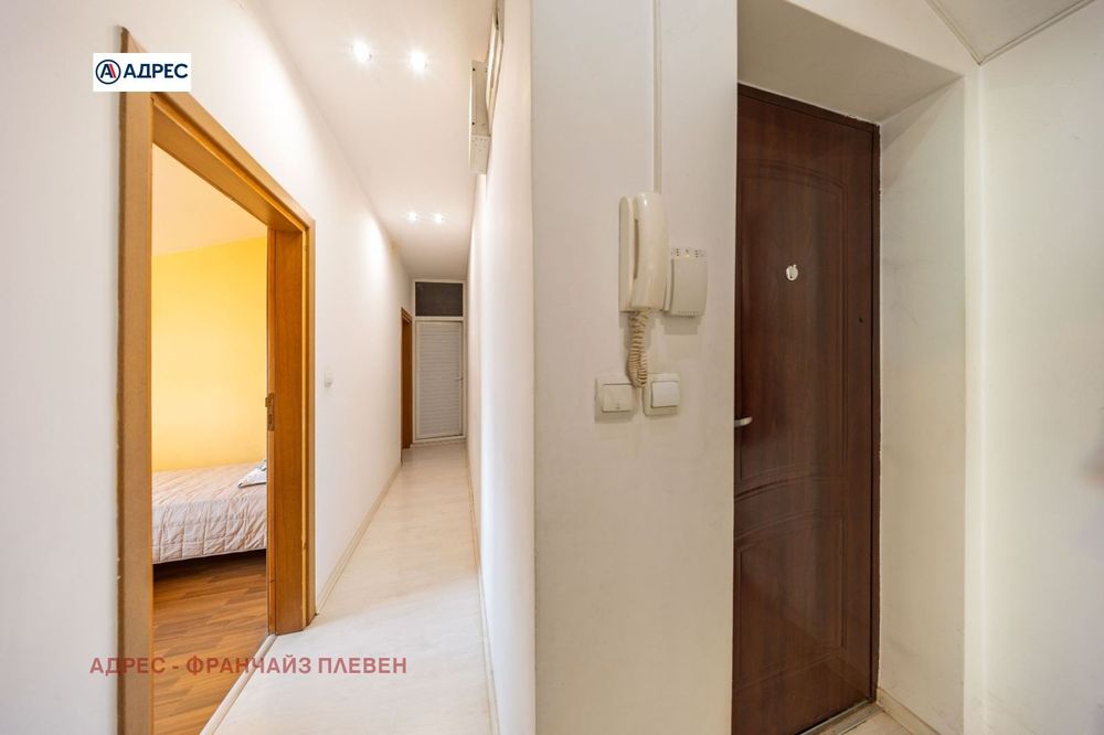 3-стаен в Плевен-Широк център площ 81 цена 120000