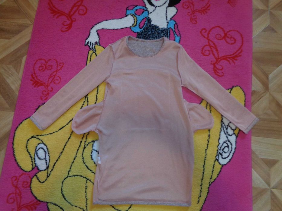 Vand rochie cu maneca lunga 2.