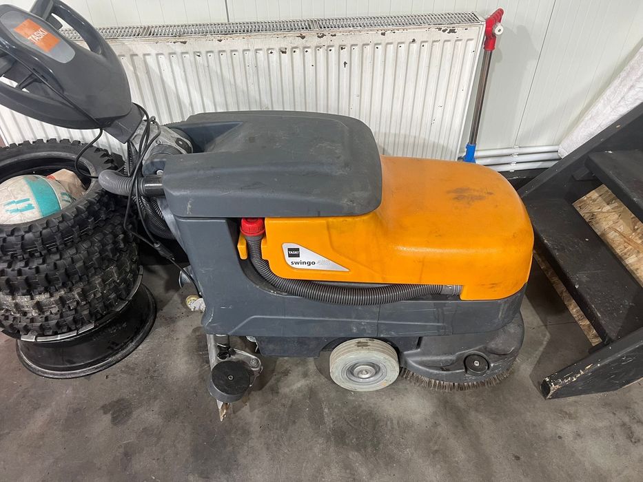Masina de spalat pardoseli / Taski swingo 455 B
