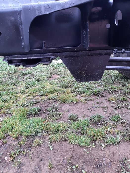 Dropbox  Nissan kit coborâre cutie, ocheti tractare