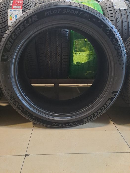 Denza zavod balon michlenin