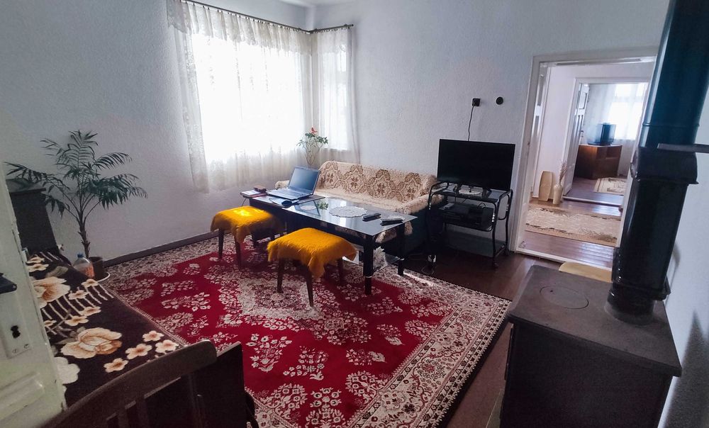 Тухлена къща в с. Алваново