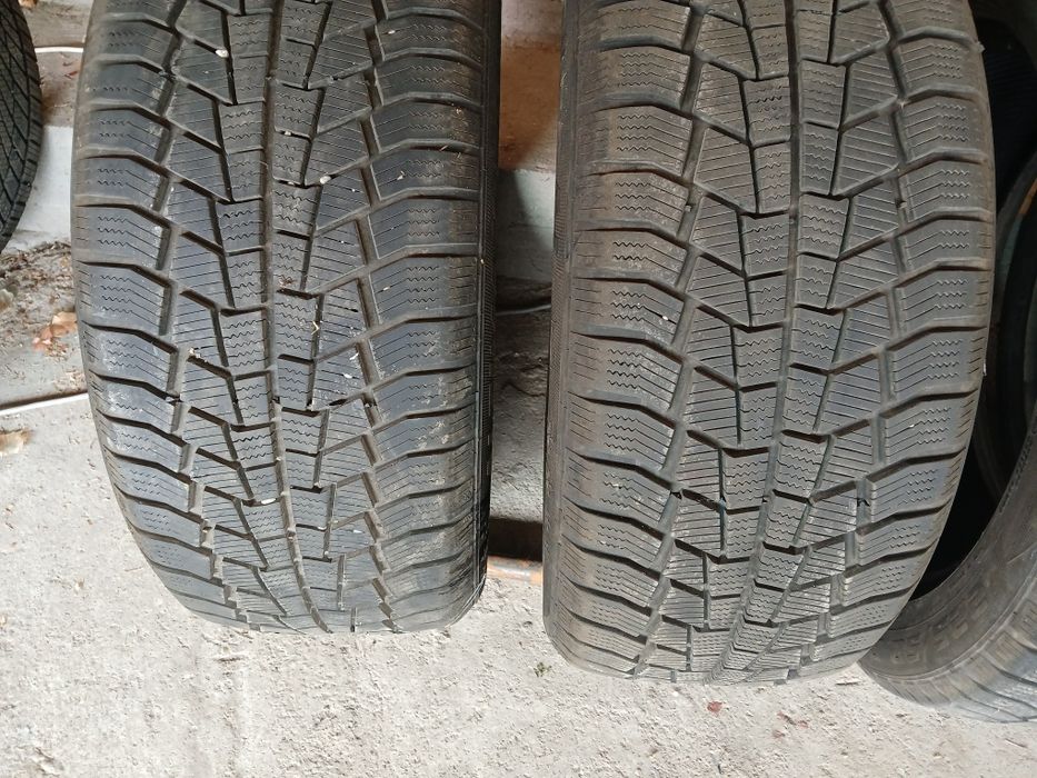 Зимни Гуми 225/50/17/