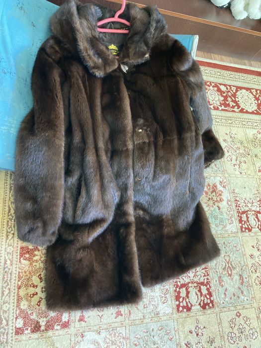 Продаются норковая шуба!!