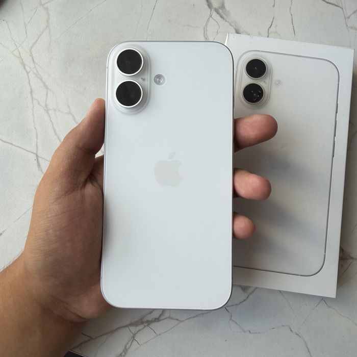 Продам айфон iphone 16