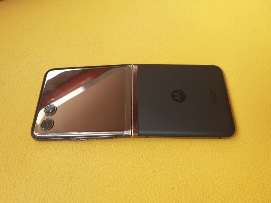 Motorola RAZR 40 ULTRA