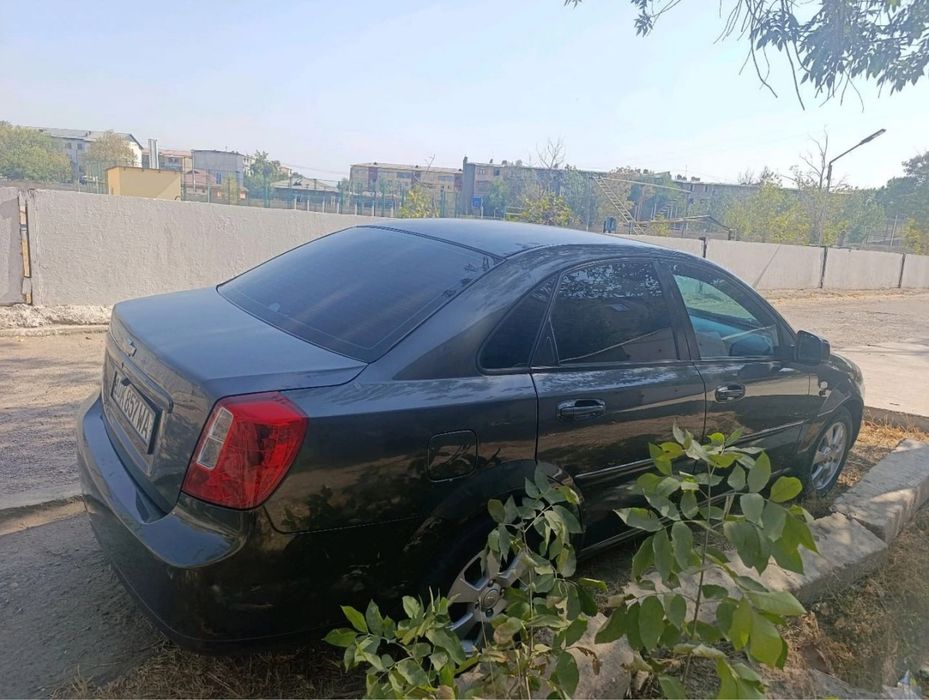 Chevrolet Gentra holati zor M/T