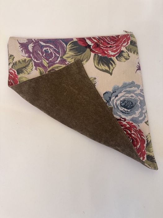 Продам чехлы новые на подушки