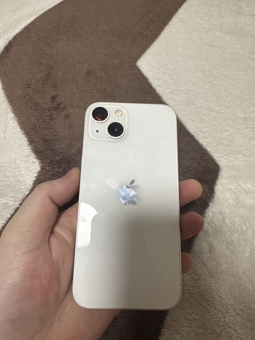 Айфон 13 с чихолами