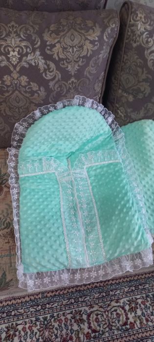 Продам конверт с одеялом на выписку