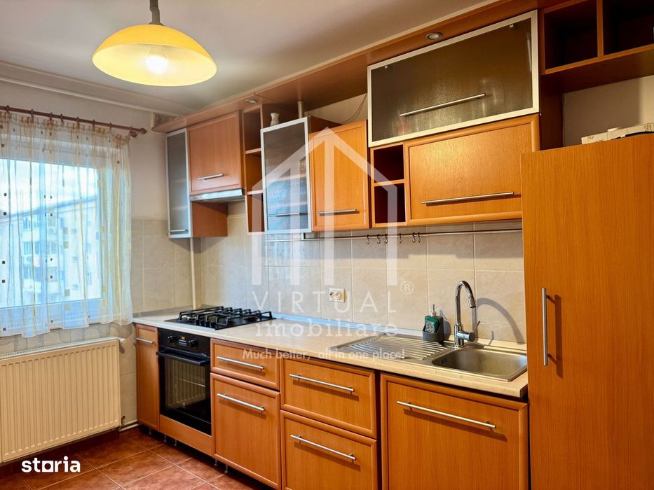 Apartament cu 4 camere, 80mp utili + 2 balcoane, etaj 3/4, Strand