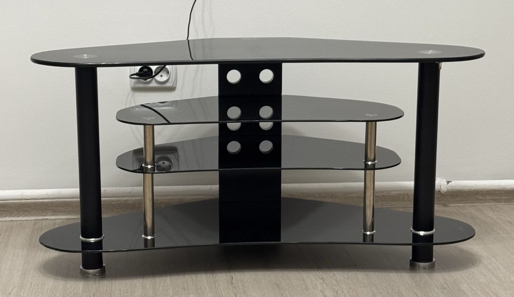 Продам тумбу под телевизор