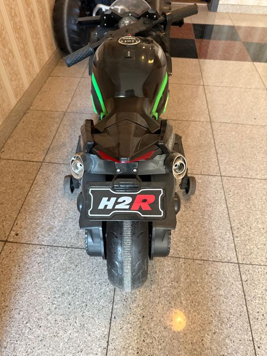 Детски акумулаторен мотор