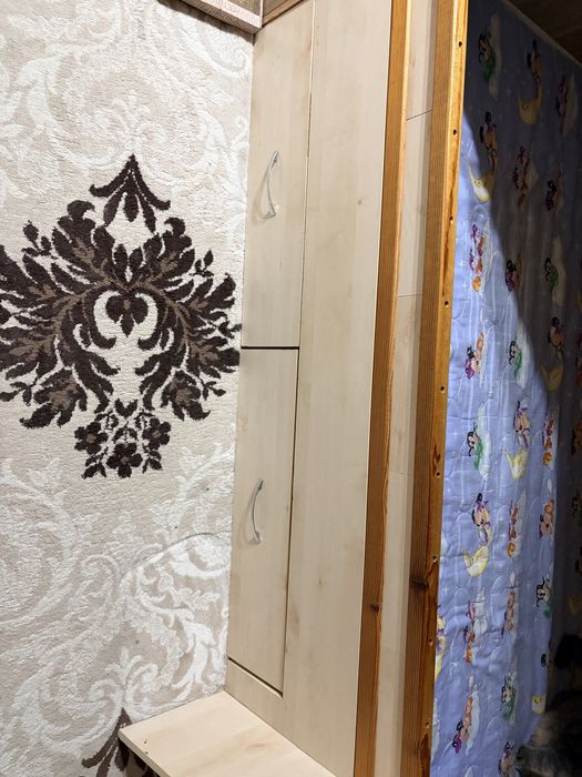двухярусная кровать
