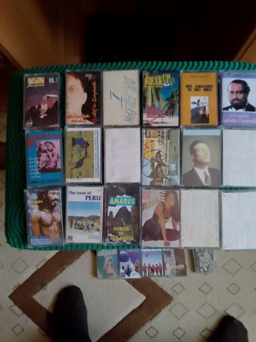 Casete audio cu muzica, încărcător Xiaomi Redmi 10