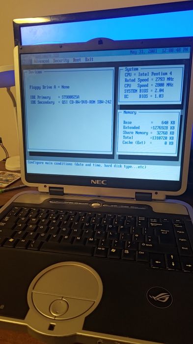 Laptop retro Nec Versa FM400