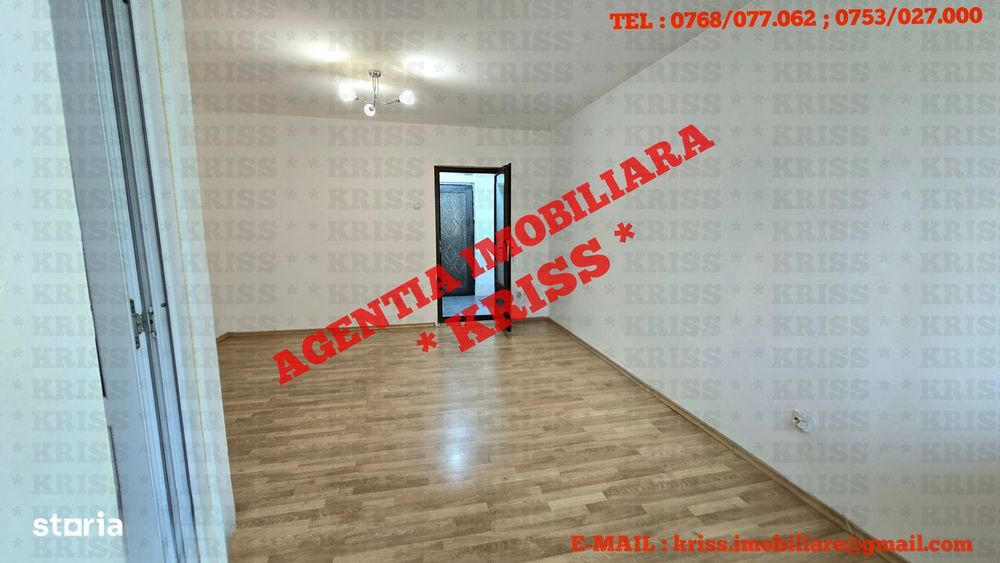 OFERTĂ! Garsonieră CRAIOVEI Confort 1 Etaj 3 Liberă 33 Mp — fotografia 3