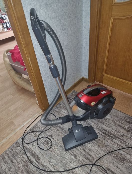 Пылесос LG в хорошем качестве