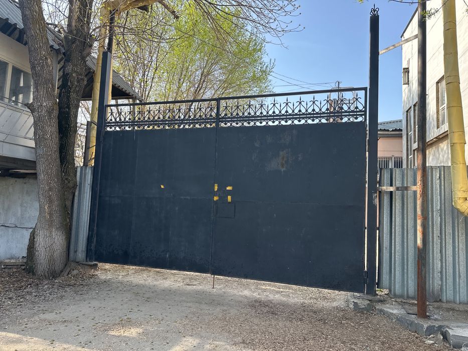 Ворота металлические распашные