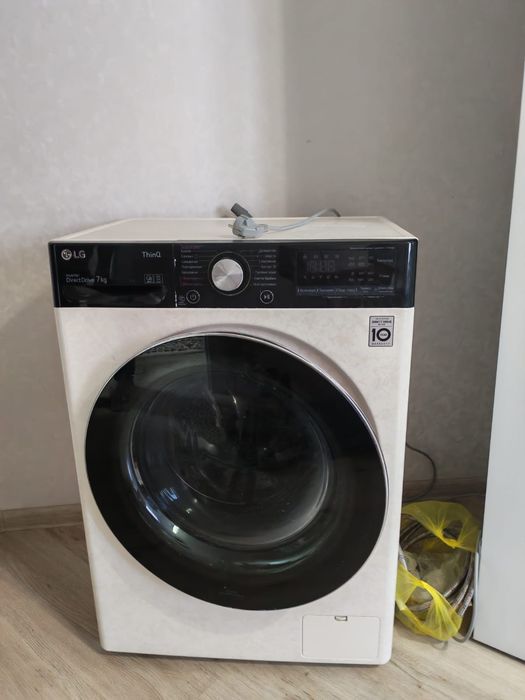 Продам стиральную машину