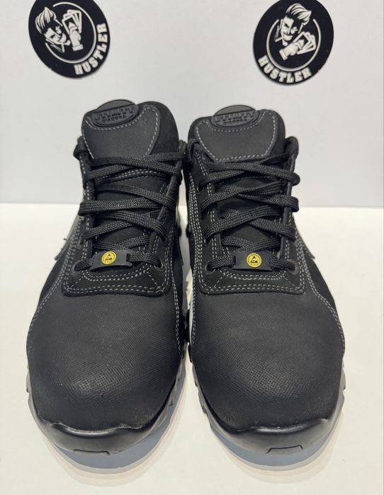 Мъжки обувки с метално бомбе DIADORA . Номер 45