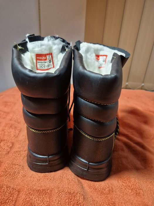 Ghete de lucru Reis Negru 43

Estimat livrare în:

Vezi optiuni de liv