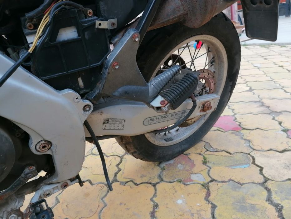 Piese Aprilia Pegaso 650