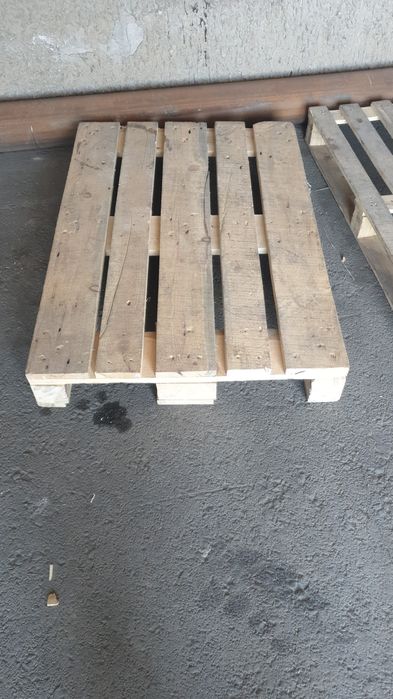 Продам поддон. В хорошем качестве