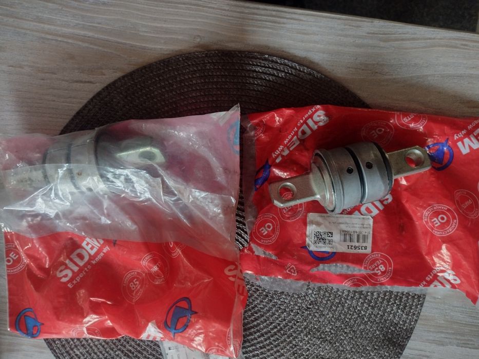 Предни долни тампони(нови(