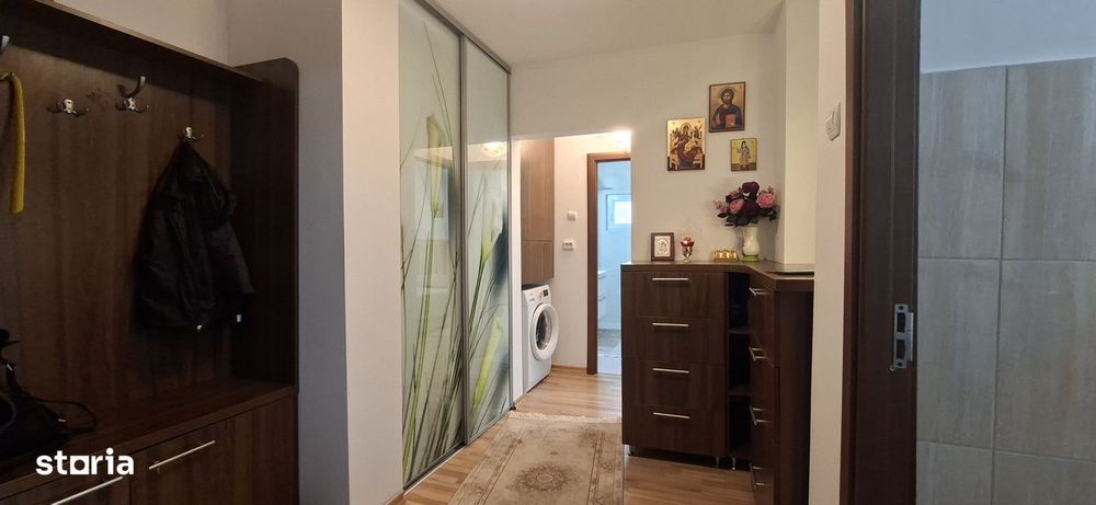 Apartament renovat complet, etaj 1 – Str. Traian, lângă Starea Civilă