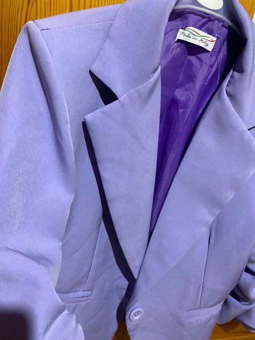 Ново лилаво сако