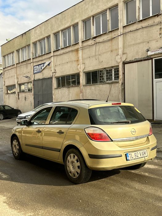 Opel Astra H   1.6 benzina