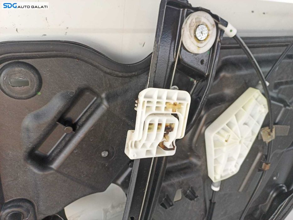 Macara Electrica pentru Geam Sticla de pe Usa Portiera Stanga Fata Fiat Freemont 2008 - 2016 Cod 963185 [L1237]