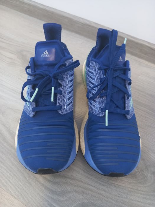 Adidasi adidas mărimea 42