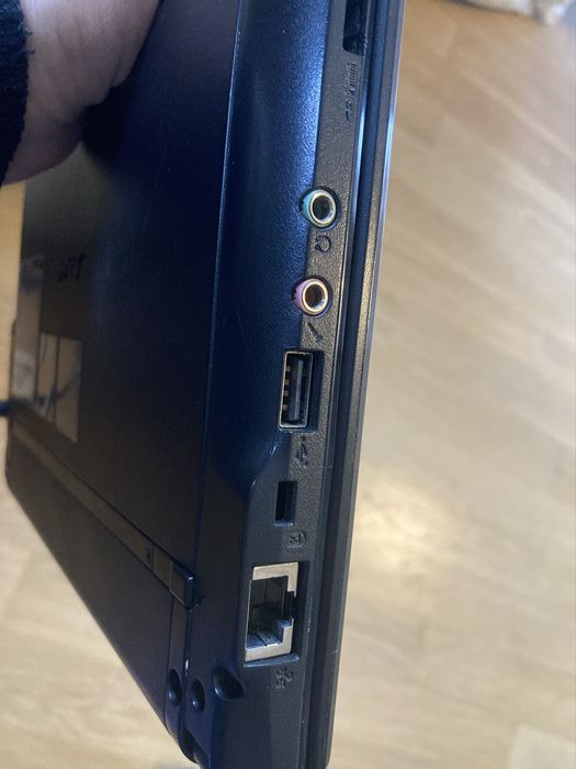 Acer aspire one D255E